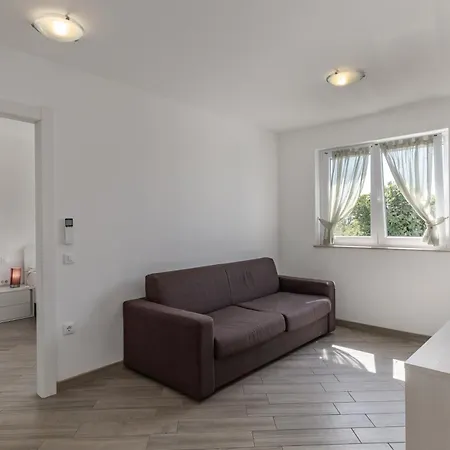Wabi Sabi | Pool Apartment Brzac