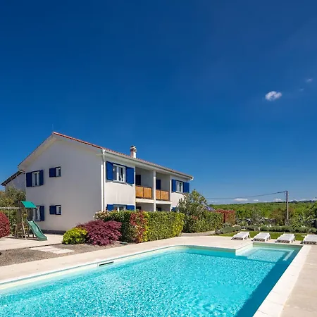 Apartment Wabi Sabi | Pool *