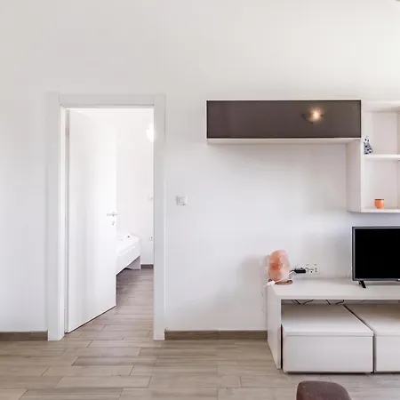Apartment Wabi Sabi | Pool Brzac